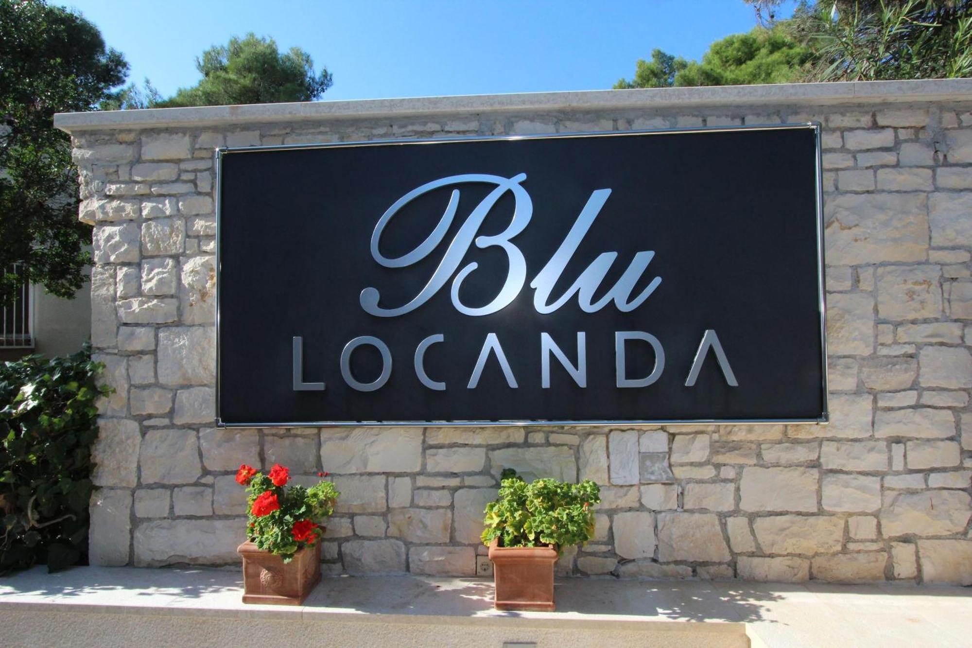 Bed & Breakfast Blu Locanda ロヴィニ エクステリア 写真