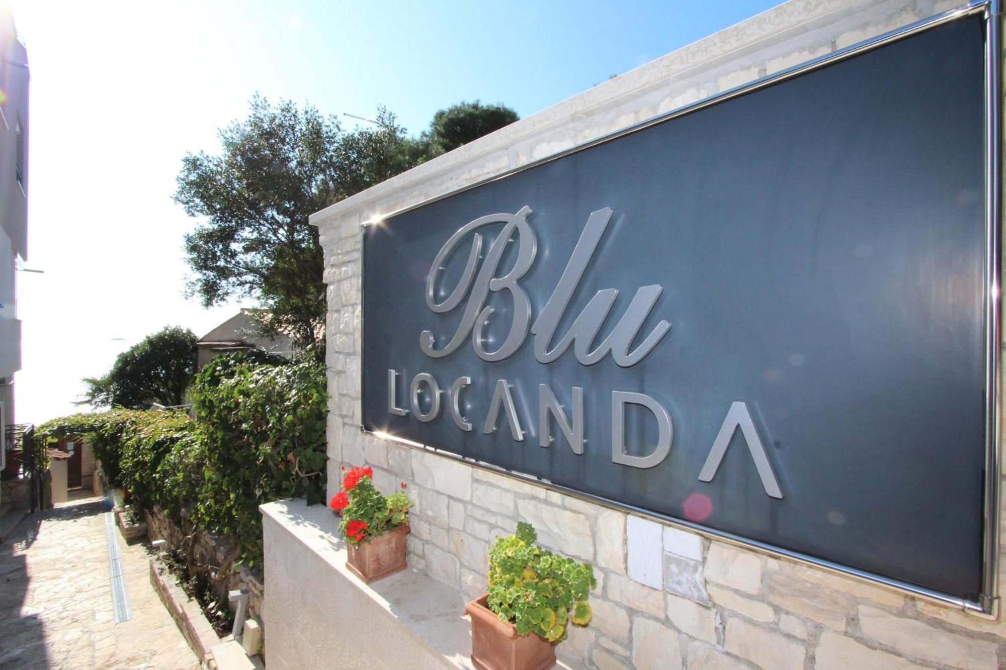 Bed & Breakfast Blu Locanda ロヴィニ エクステリア 写真